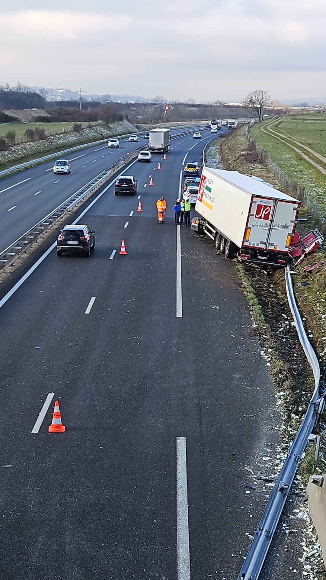 camion 1.jpeg (324 KB)