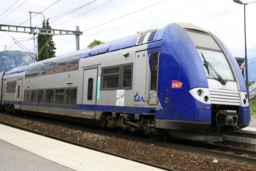 Saint-Marcellin : une femme accouche dans un train